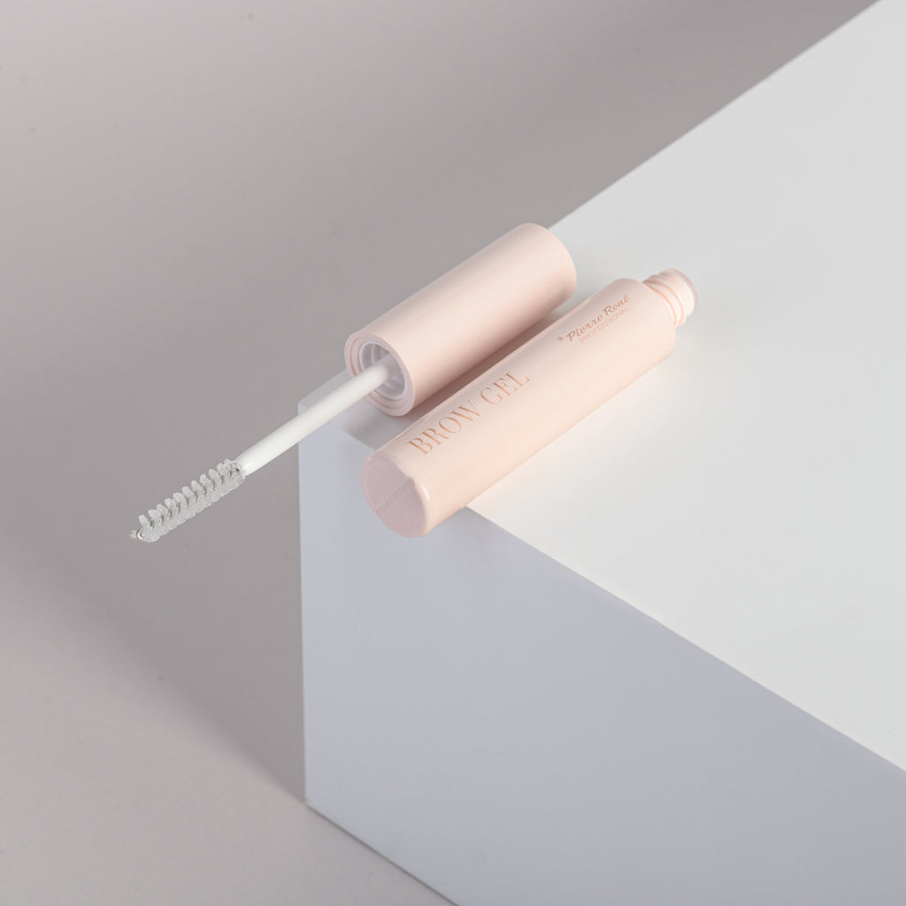 XHEL TRANSPARENT PËR STILIMIN E VETULLAVE