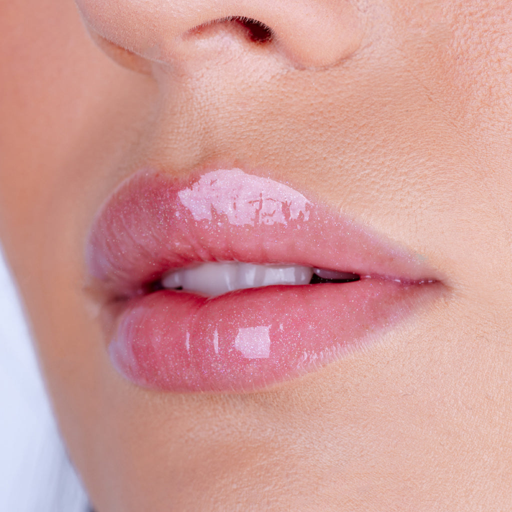 PLUMPING LIP GLOSS  ICE MILK NR. 01